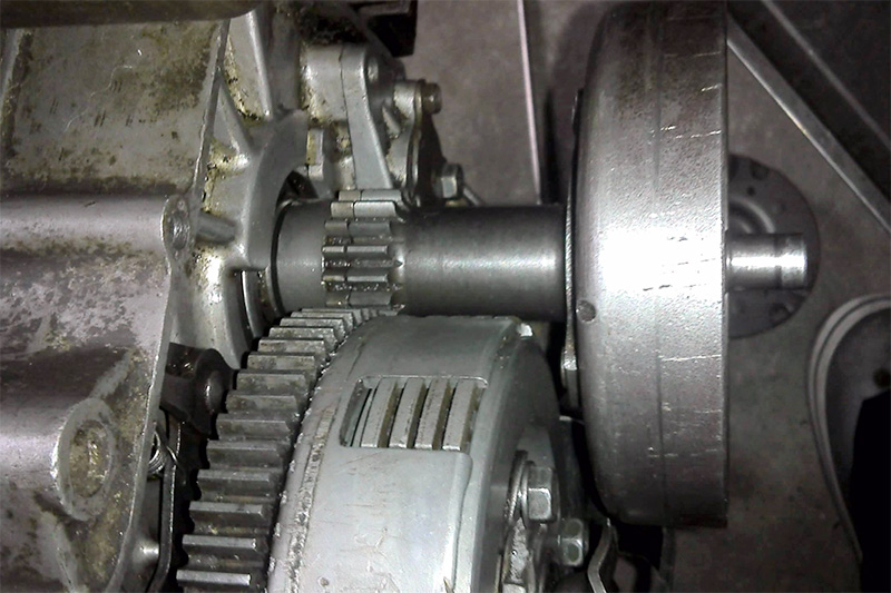 Does the abnormal noise of motorcycle crankshaft affect the engine?