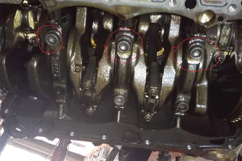 How to repair the broken crankshaft of motorcycle engine?